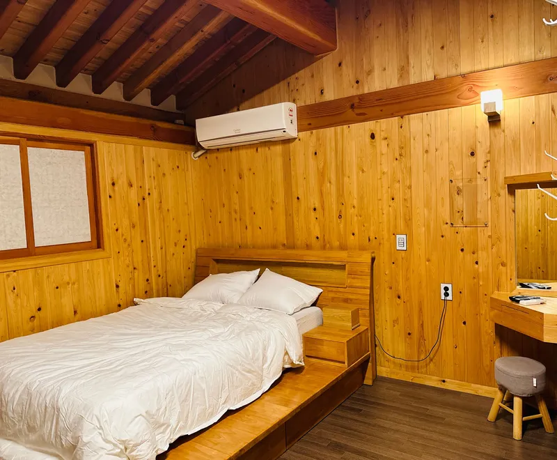 [Aewol, Jeju] Accommodation with cypress trees and healing #Pets allowed 2 separate building 22
