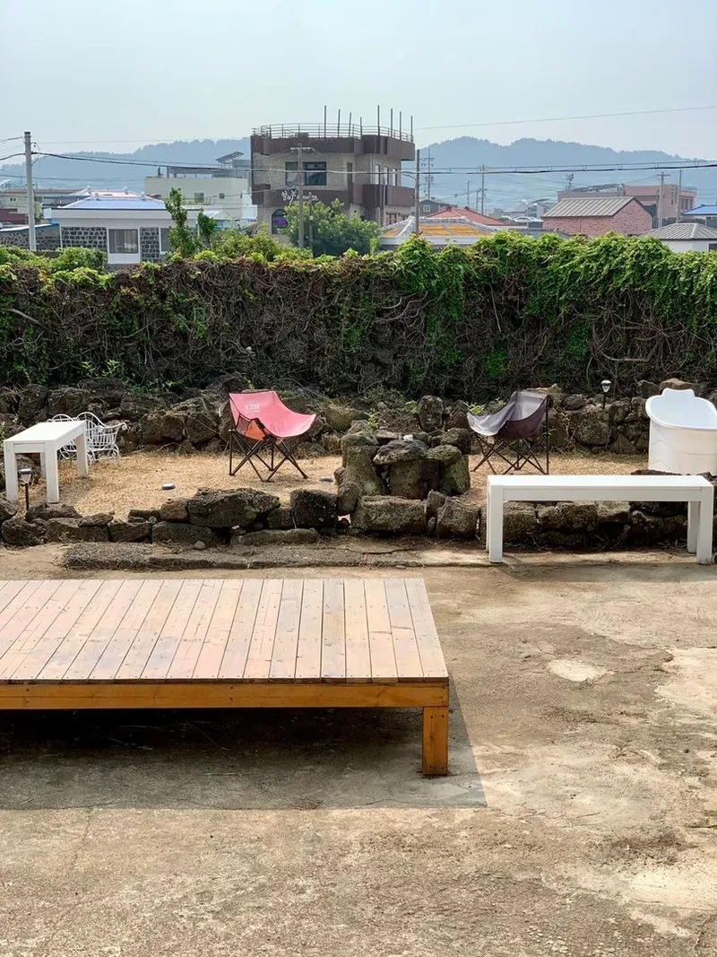 [제주 조천][북촌포구]바다거리 5초_트렌드 촌캉스 넓은마당 불멍,문어통발,낚시가능 190