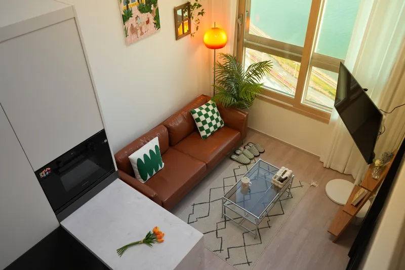 [Ansan] #Popular #Oceanview high-rise #Emotional accommodation #Two rooms #Netflix 8