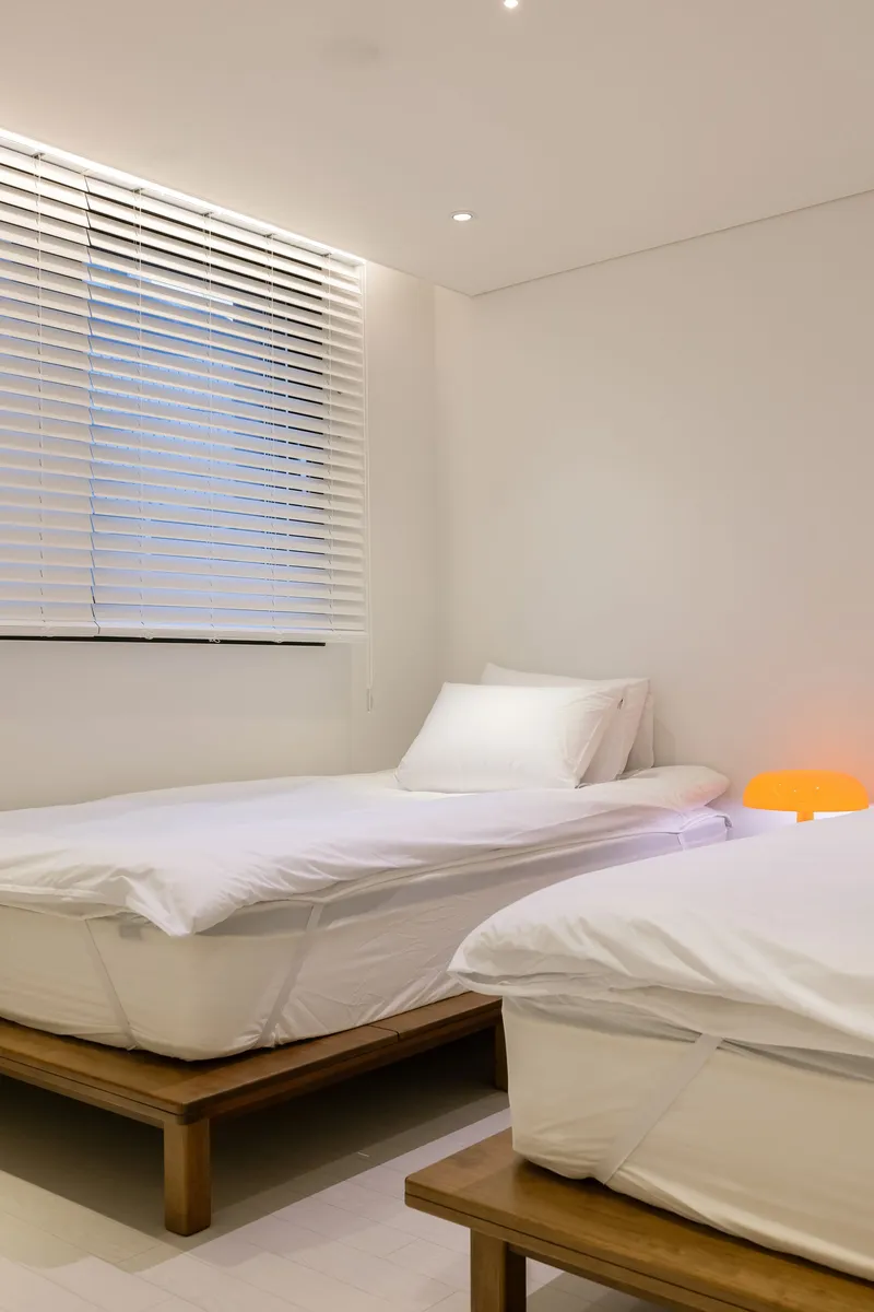 [Gangdong, Seoul] 3F Full-option Long-term Discount Two-room 3-bed Newly Built Space 4