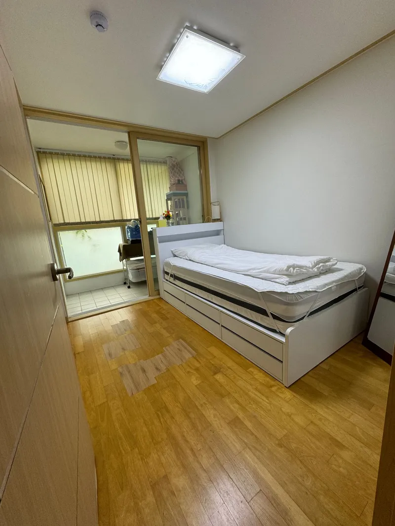 [Yeongjong, Incheon] A quiet two-room apartment in the new airport town, 10 minutes away from Incheon Airport by car. 3
