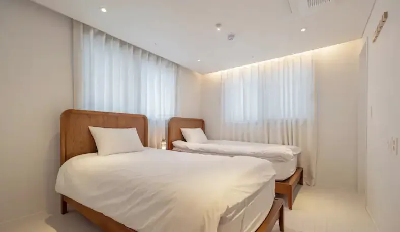 [Gangdong, Seoul] 2F Myeongil Station area newly built fully-furnished 4 beds 2 bathrooms 3