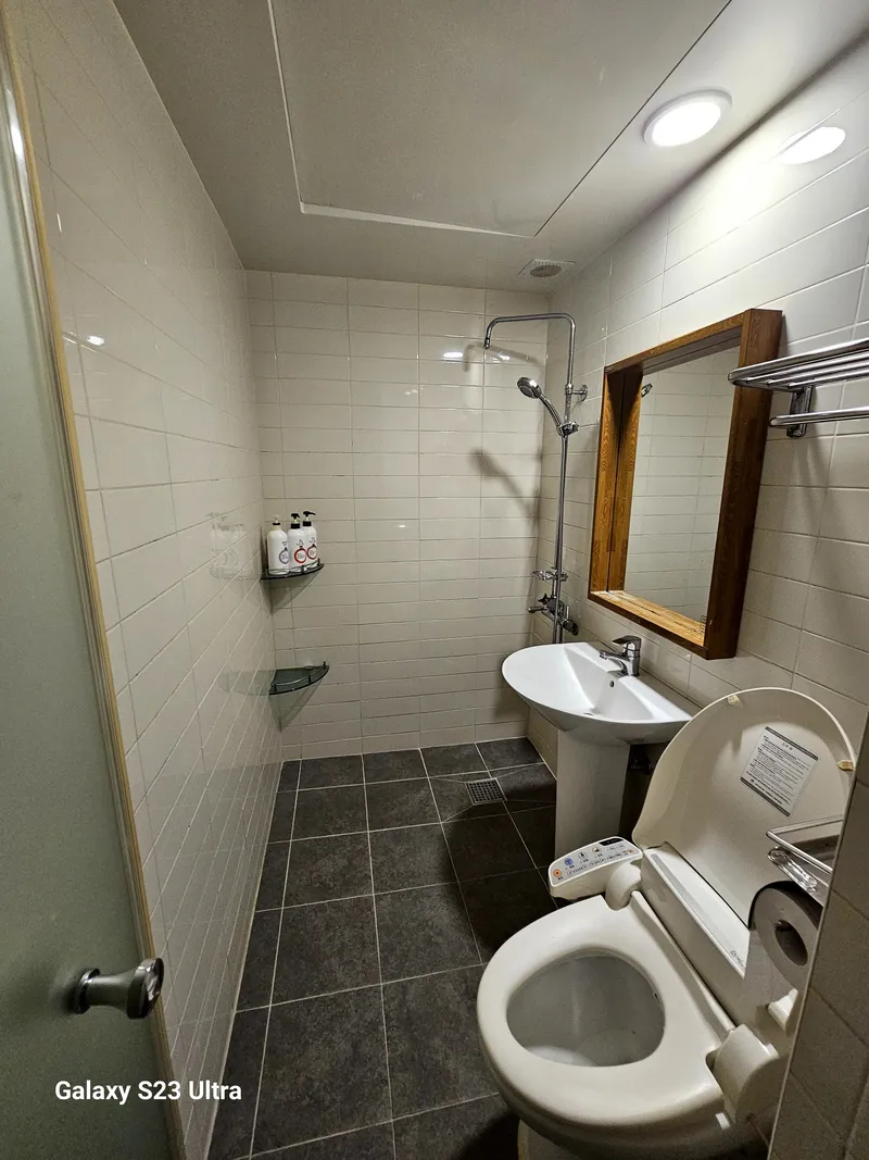 [Anyang] 1 minute walk from Myeonghak Station 17