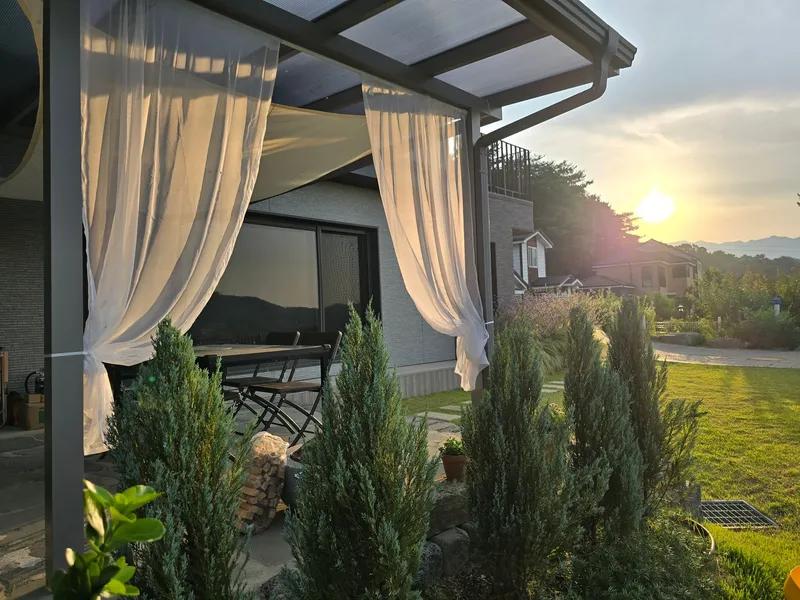 [Yangpyeong] A two-story, modern-style house with a great view 25