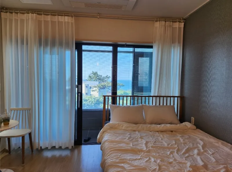 [제주 애월] 애월해안도로 산책로가 멋진 자쿠지 숙소 3
