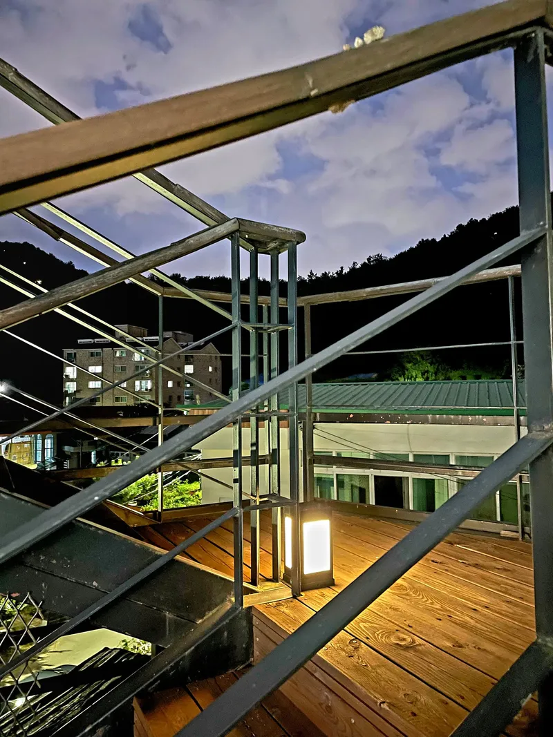 [전북 전주] 도심속의 마운틴뷰 테라스 복층 4룸 펜트하우스 한옥마을 8분 25