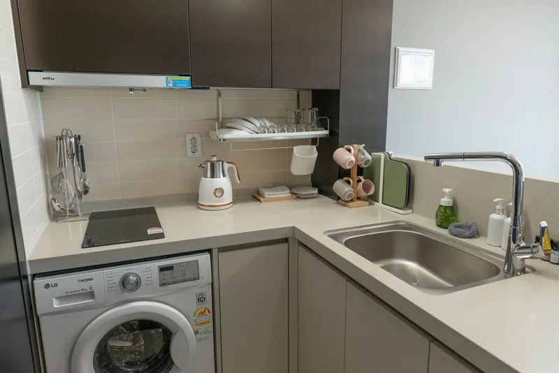[Suyeong, Busan] Drone Show, Panoramic Ocean View, Two-Room Apartment, Free Parking, Review Check 34