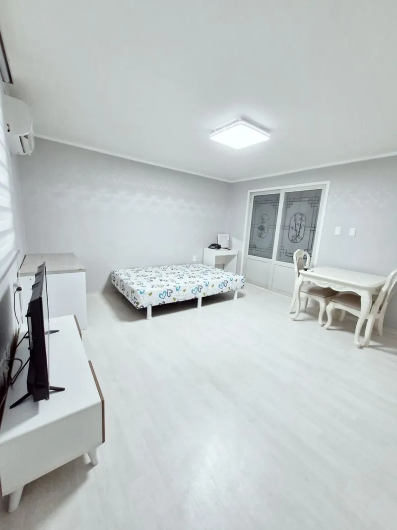 [Gumi] One-room house #303 4