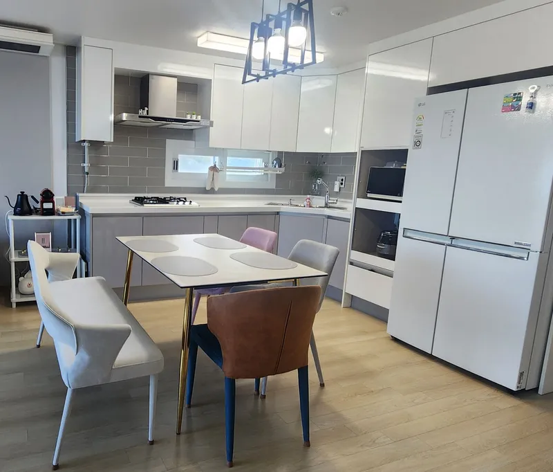 [Aewol, Jeju] Ocean view, sunset view, restaurant, full option, two-room house 16