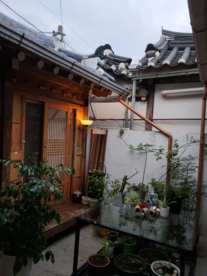 [Jongno, Seoul] A traditional Korean house located in the middle of Seochon, Gyeongbokgung Palace 11