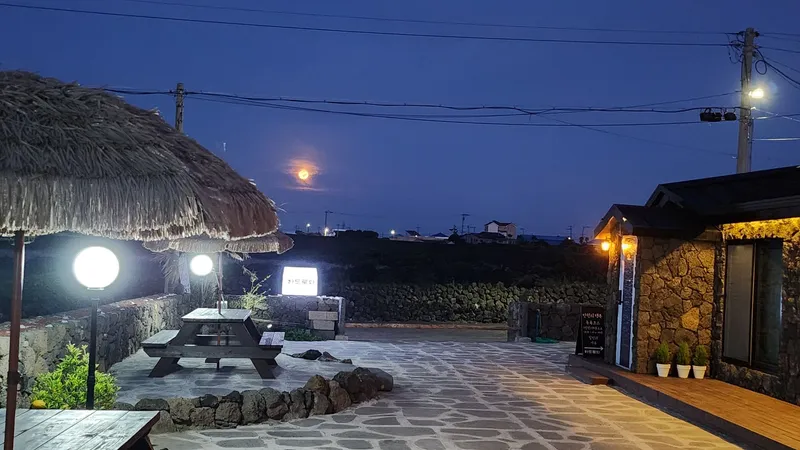 [Gujwa, Jeju] Hadori Byeolbangjin Gamseongsukso 26