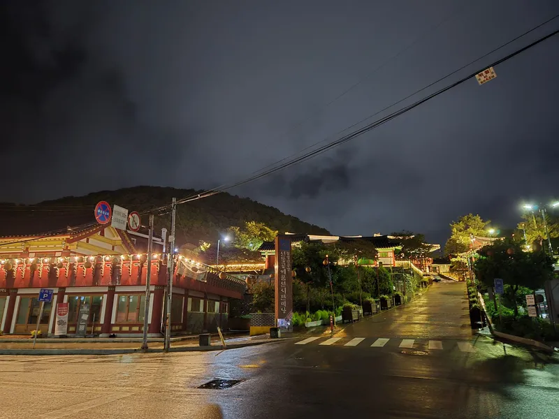 [Tongyeong] A village house with a wall in the central market, Dongparang, Seopirang, and Saebyeonggwan 12