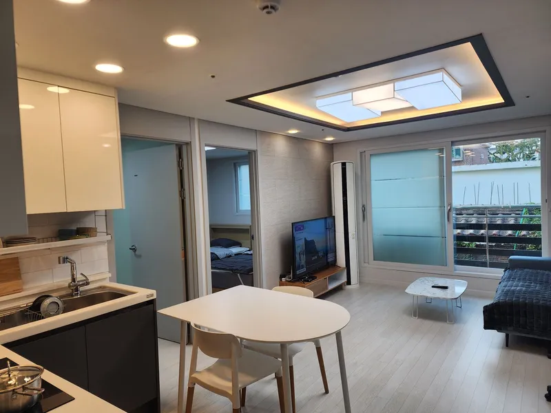 [Gangseo, Seoul] 10 min walk from Kkachisan Station (Line 2, 5)/2 rooms/3 beds/Fully furnished/Newly built 13