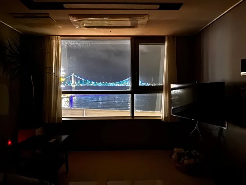 [Suyeong, Busan] Drone Show, Panoramic Ocean View, Two-Room Apartment, Free Parking, Review Check 32