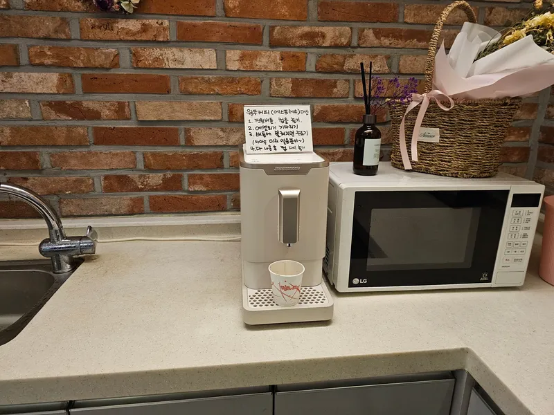 [Anyang] 1 minute walk from Myeonghak Station 22