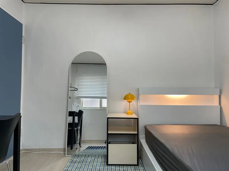 [Dongdaemun, Seoul] 4-minute walk from Korea University Station, three-room 5