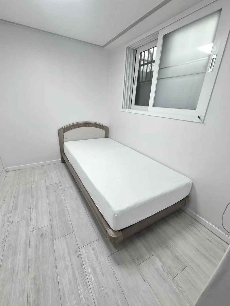 [Eunpyeong, Seoul] Good condition, cost-effective one-room B1 near Yeonsinnae Station 7