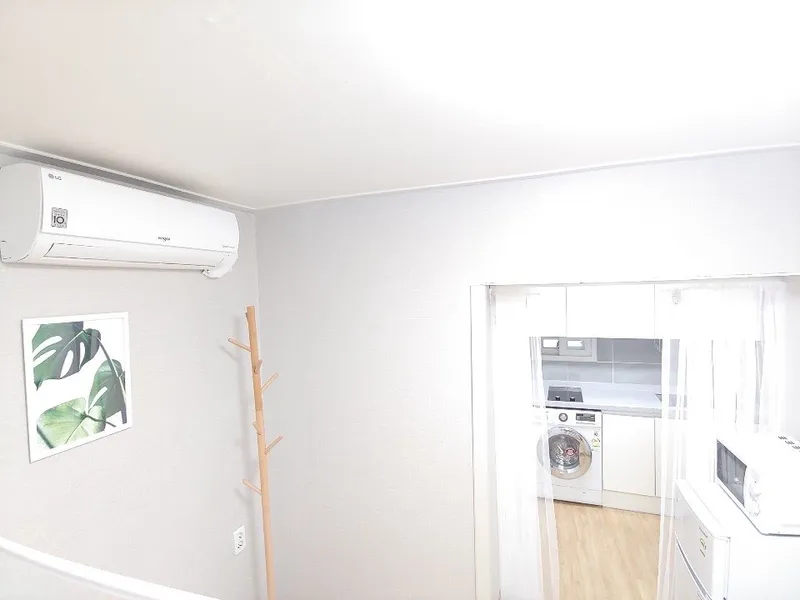 [Jongno, Seoul] 2-minute walk from Changsin Station, 2-person detached studio 2