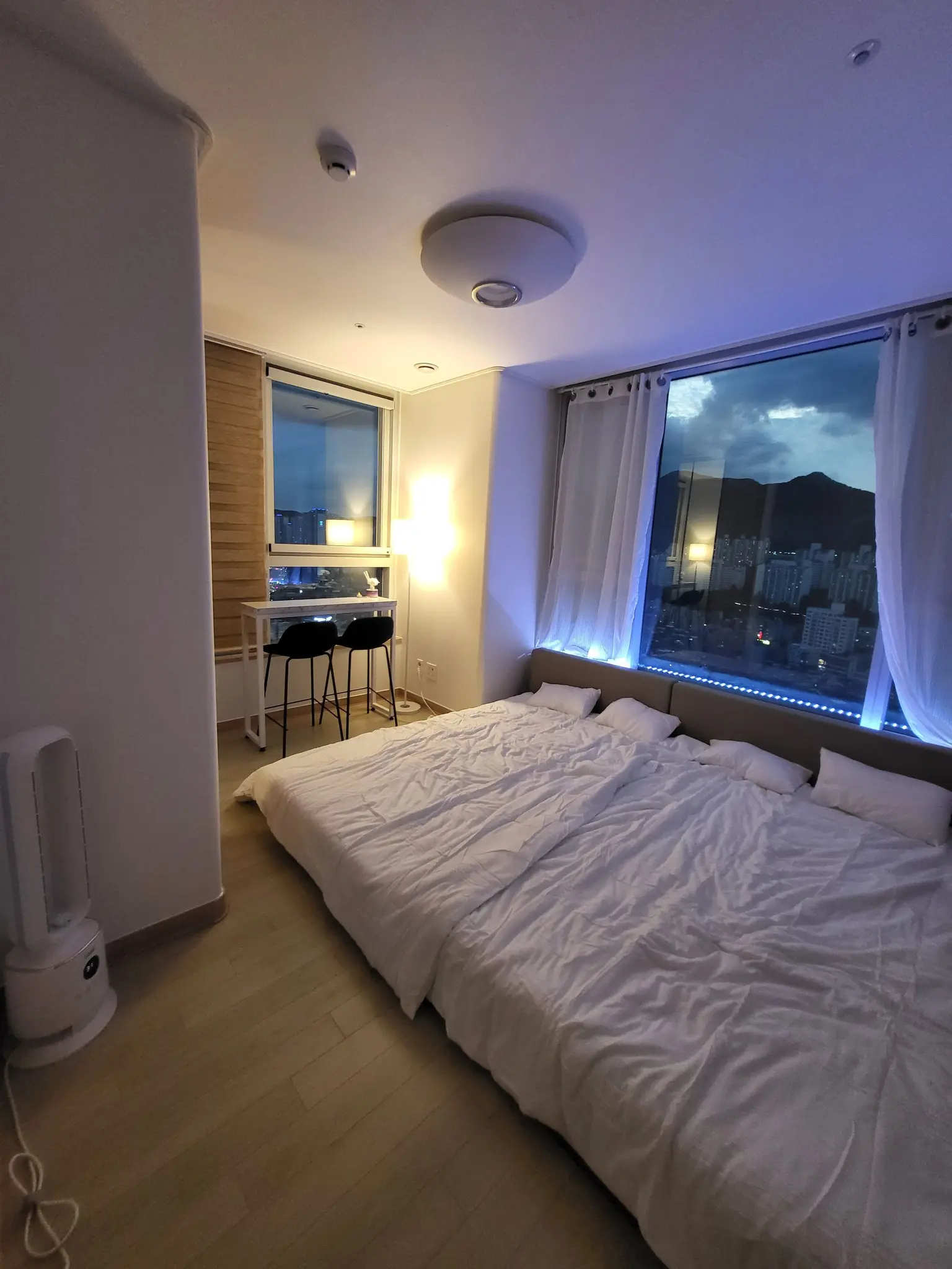Anyang Beomgye Pyeongchon Two-room apartment with a beautiful view for up to 9 people #Infrastructure 3-minute cut - main image