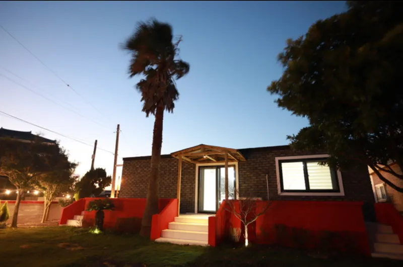 [Gujwa, Jeju] A private house with a swimming pool and jacuzzi, where you can enjoy a fire pit and barbecue 2