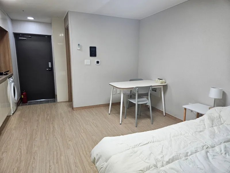 [Pyeongtaek] Spacious and clean studio apartment 5 minutes from Pyeongtaek Station 13