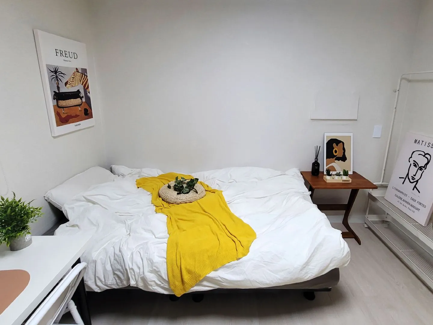 Danggam-dong Transit-Friendly One-Bedroom Residence