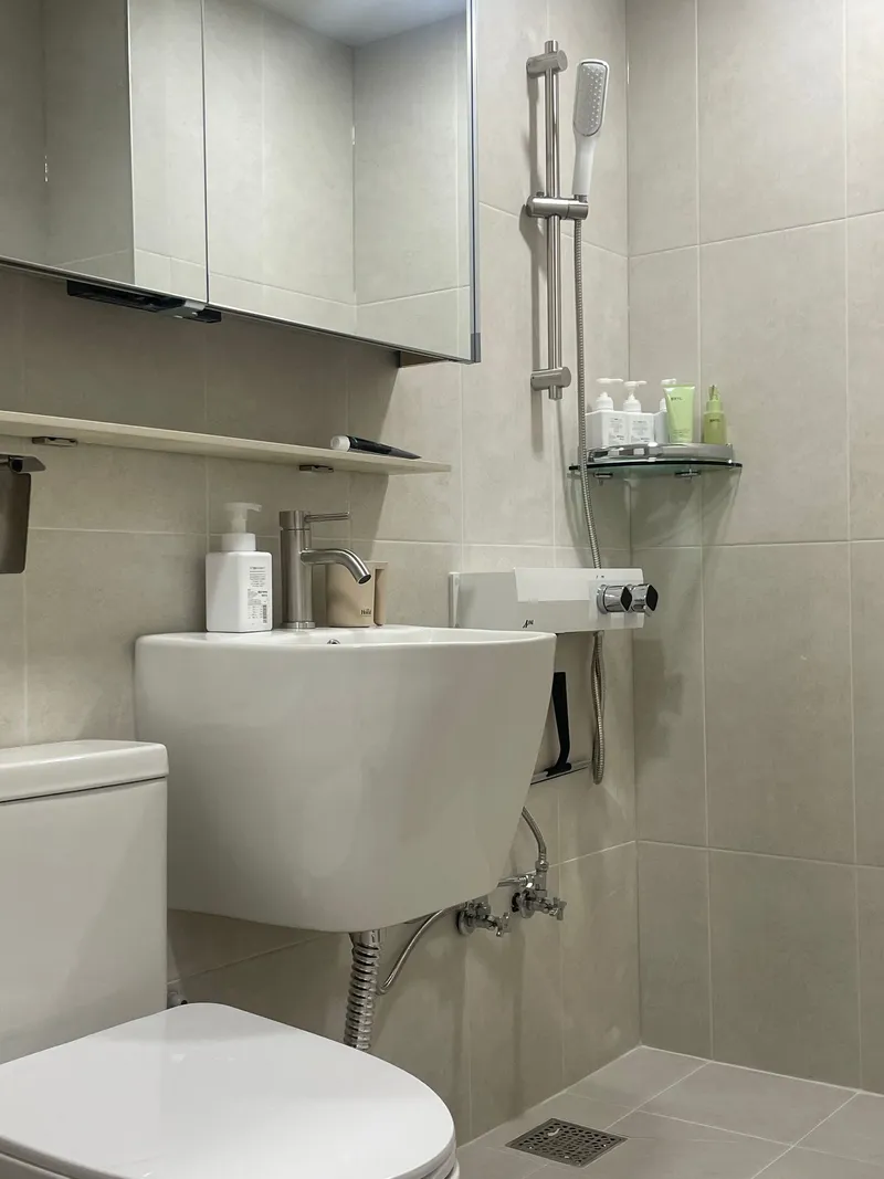[Suwon][Suwon Gwonseon] Fully remodeled, 1 minute walk from Suwon City Hall Station in Inje-dong 31