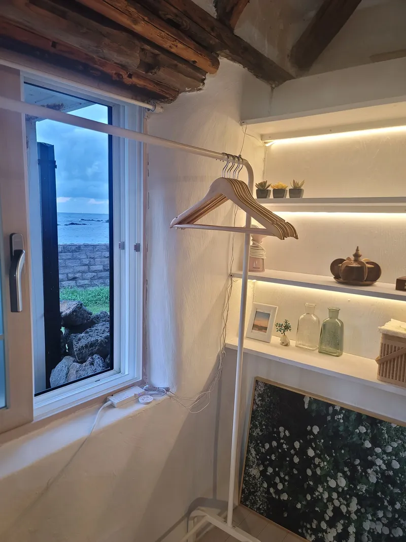 [Aewol, Jeju] Aewol sea front #Ocean view #Old house #Stone house #Family room #Independent house #Workation 48