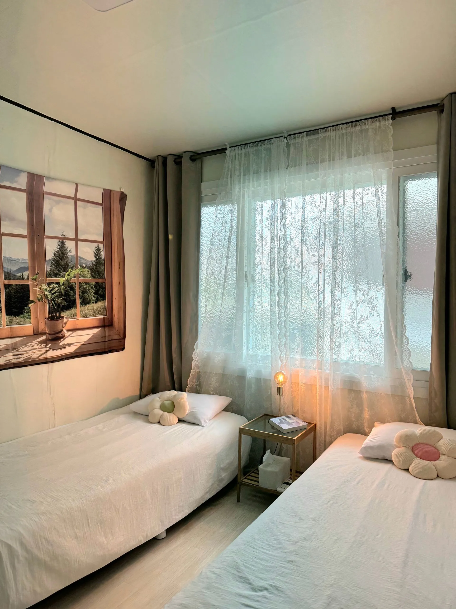 One-Bedroom in Changwon, Gyeongnam — 40m², sleeps 4, 1 bath