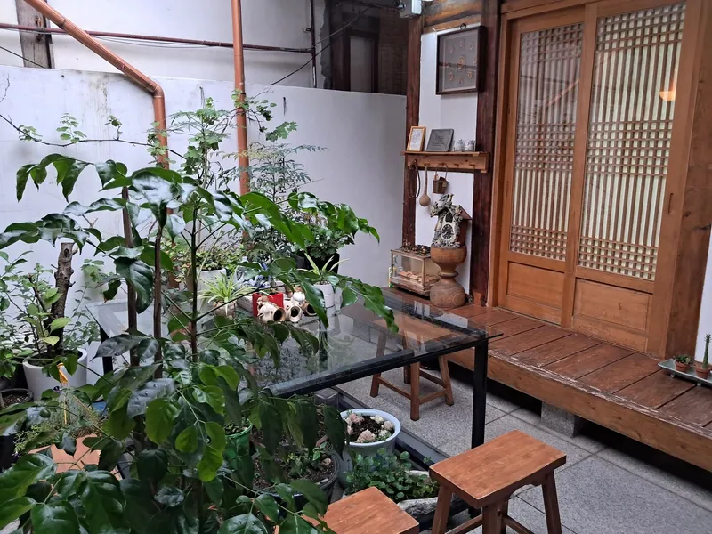 [Jongno, Seoul] A traditional Korean house located in the middle of Seochon, Gyeongbokgung Palace 36