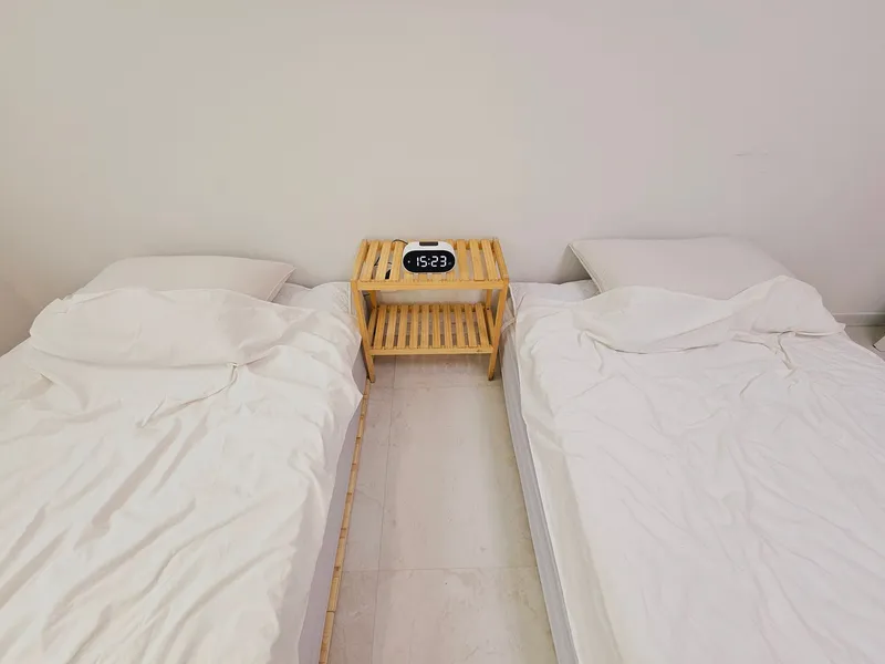 [Yeonsu, Incheon] 40 pyeong 3-room all-model comfortable fully-optioned apartment 17