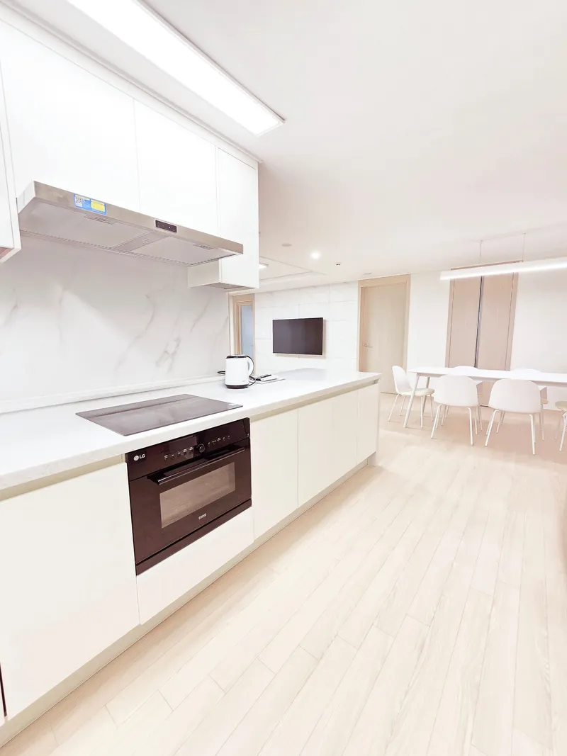 [Aewol, Jeju] Newly built 34 pyeong #Aewol cafe street #Near the sea #3 rooms #Family bed #Golf 17