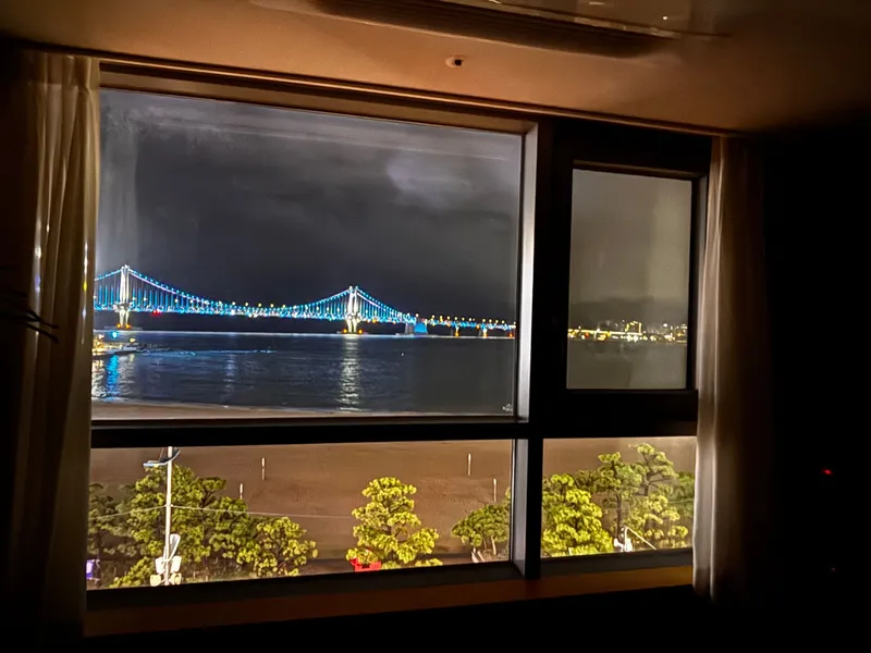 [Suyeong, Busan] Drone Show, Panoramic Ocean View, Two-Room Apartment, Free Parking, Review Check 2