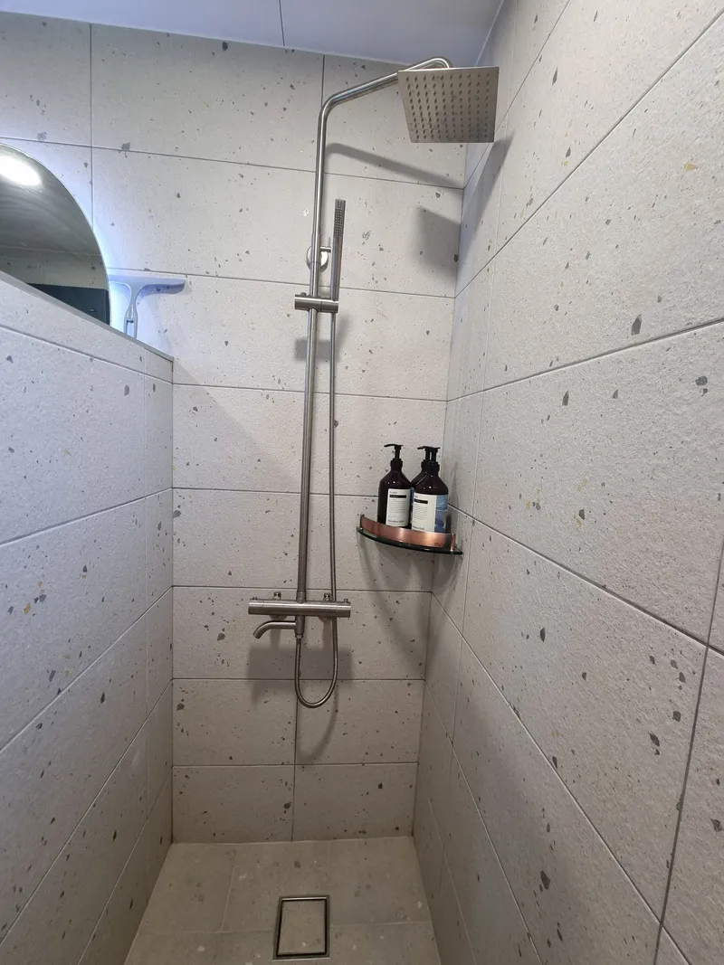 [제주 한경] 넓은 잔디 마당이 있는 복층 가족 독채펜션 #제주한달살이 34
