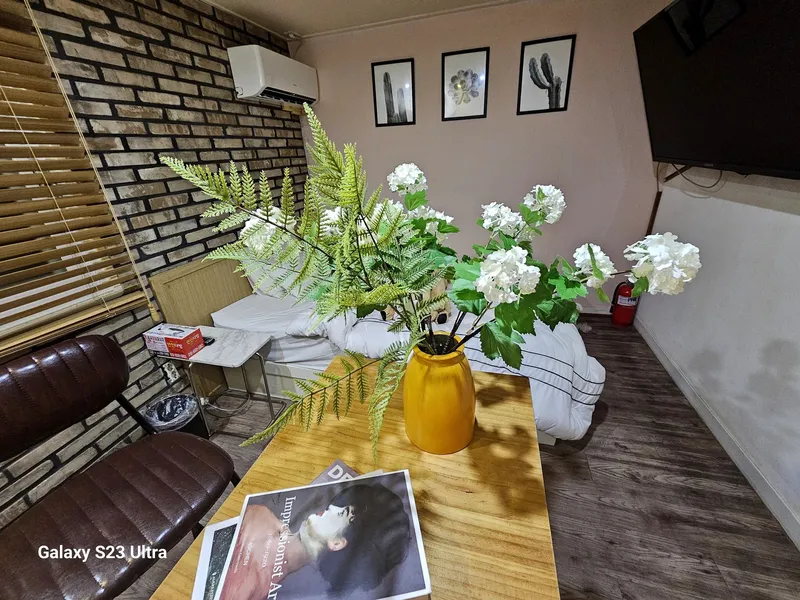 [Anyang] 1 minute walk from Myeonghak Station 16