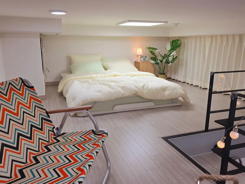 [Seongbuk, Seoul] Beautiful 2-room duplex officetel Wolgok Station Gireum Station Donam 4-way intersection 14