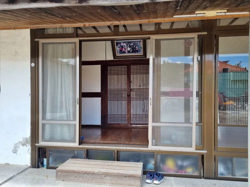 [Hamyang] Jirisan Blue Tile Hanok House (Independent, Large Yard) 9