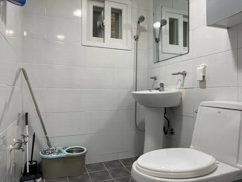 [Mapo, Seoul] Two-room apartment 2 minutes from Edae Station 12