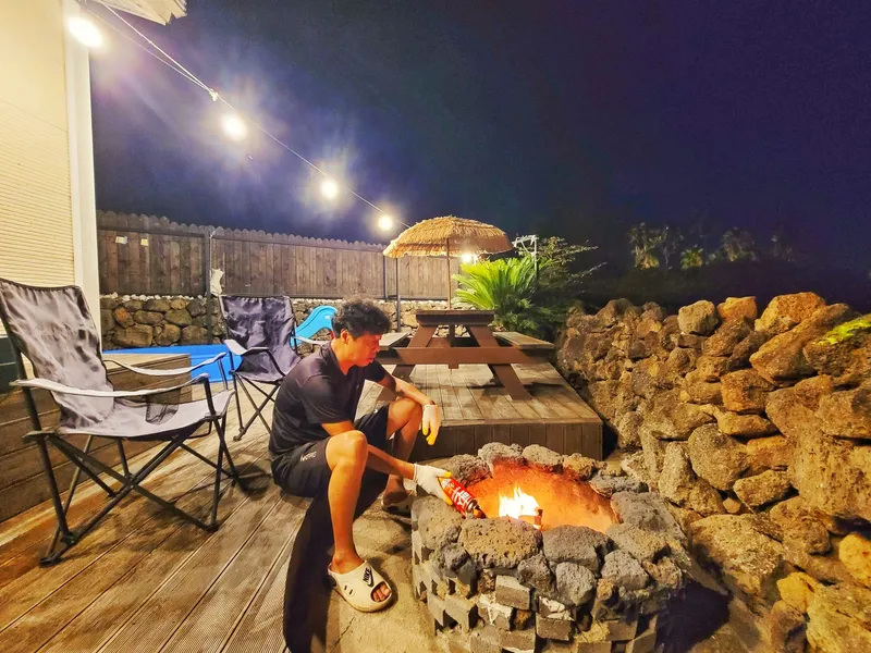 [Aewol, Jeju] Baby products, low-profile bed, built-in bathtub, BBQ, coastal road, 22 pyeong 16